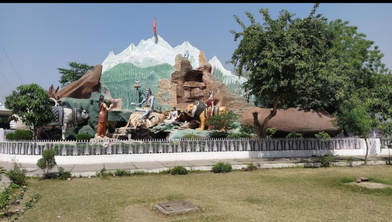 Raja Guest House -- Jalandhar Railway Station -- For Family, Couples, Travellers Экстерьер фото